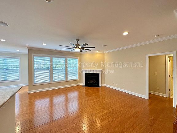 5th image of 906 Keaton Ridge Ct