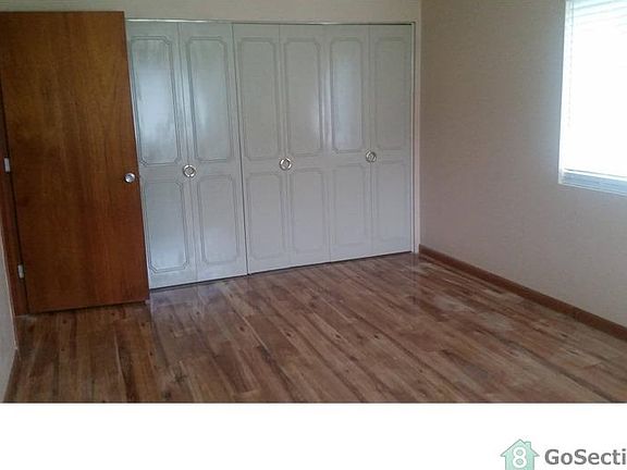 5th image of 9 Bayberry Dr
