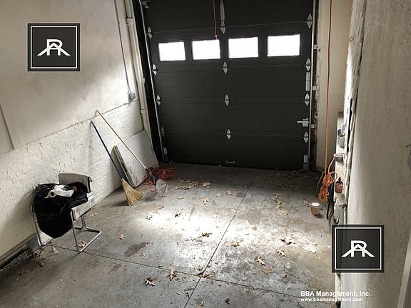 4th image of 31 Saint Marys Ct #1