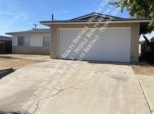 2716 Trent St, Bakersfield, CA 93306