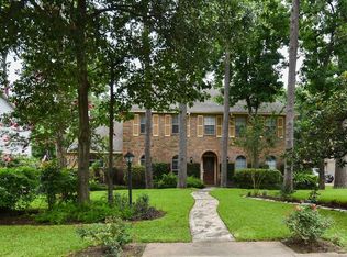 1110 Suwanee Ln, Houston, TX 77090