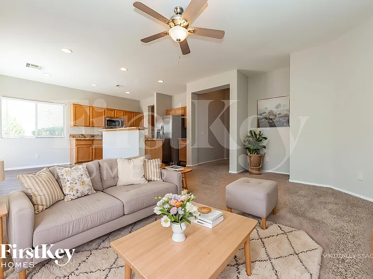 1527 Paradise Reef Ave — Photo 3