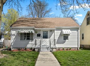 822 W Maple St, Champaign, IL 61820