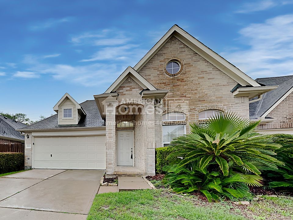 1st image of 15831 Collinsville Dr