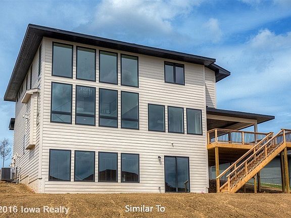 2nd image of 1110 SE Grant Woods Ct