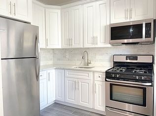 103 S 9th St #3, Brooklyn, NY 11249