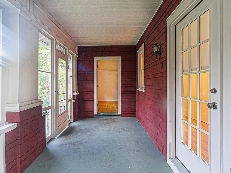 6 Sanger Ave — Photo 13
