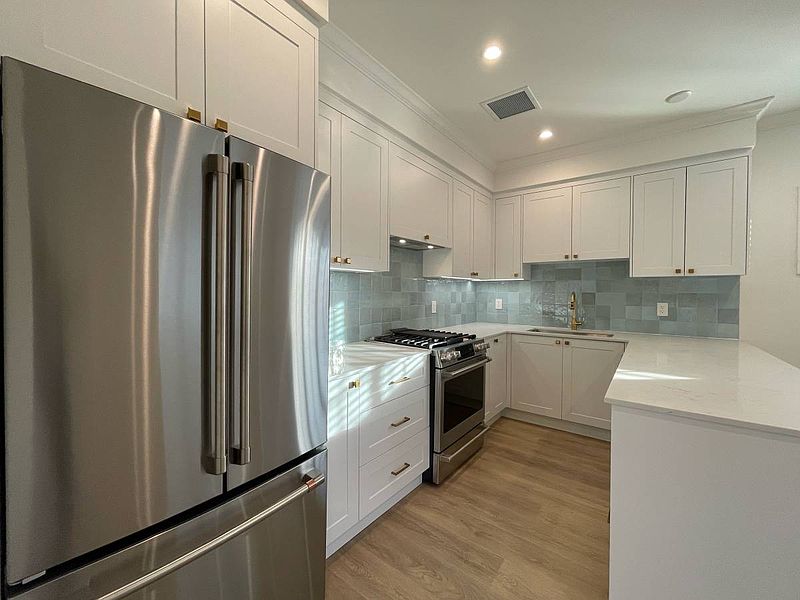 Richmond Townhouse for rent - 3 Bedrooms — photo 2