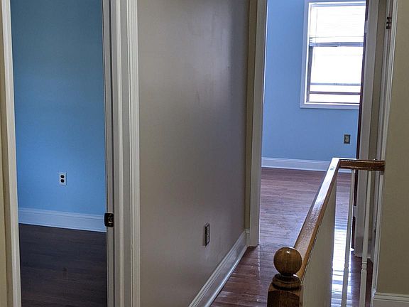 5th image of 2442 S Juniper St