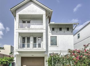 2004 Yupon St, Houston, TX 77006