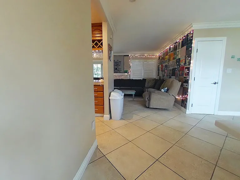4865 Campanile Dr — Photo 20