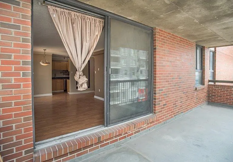 1240 12th Ave SW #502 — Photo 9