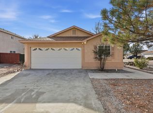 55 Violeta Pl, Los Lunas, NM 87031