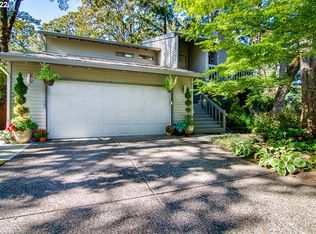 4361 Albert Cir, Lake Oswego, OR 97035