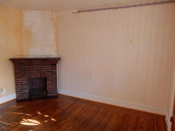 5th image of 6026 Tackawanna St