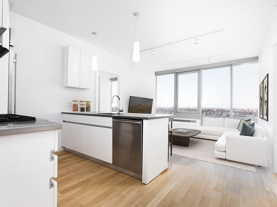1st image of 554 54th St #27E