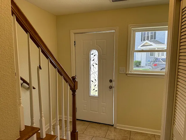 5816 Miss Coral Ct — Photo 3