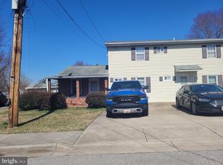 38 Governors Gate Ln, Linthicum, MD 21090