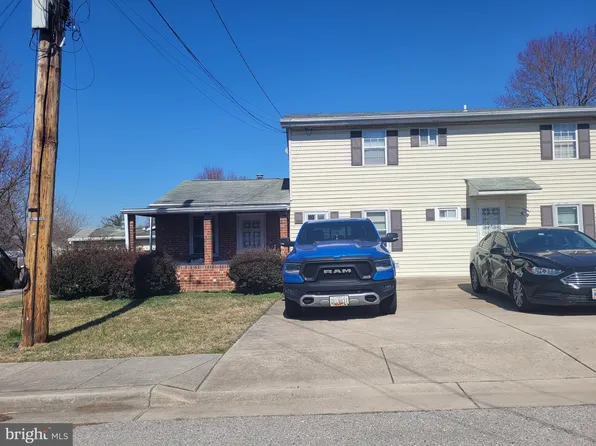 38 Governors Gate Ln, Linthicum, MD 21090