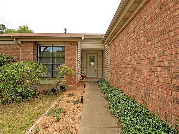 3rd image of 11705 Wiginton Dr