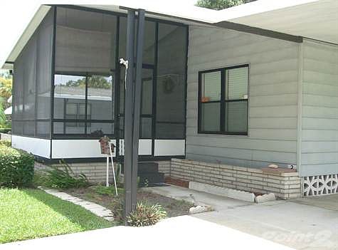 SCREENED FLORIDA ROOM