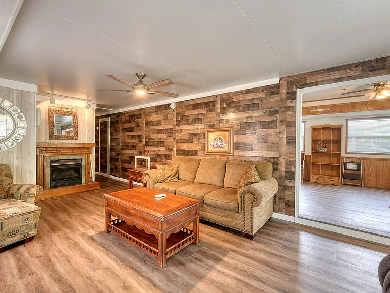 4118 Riverbank Run — Photo 2