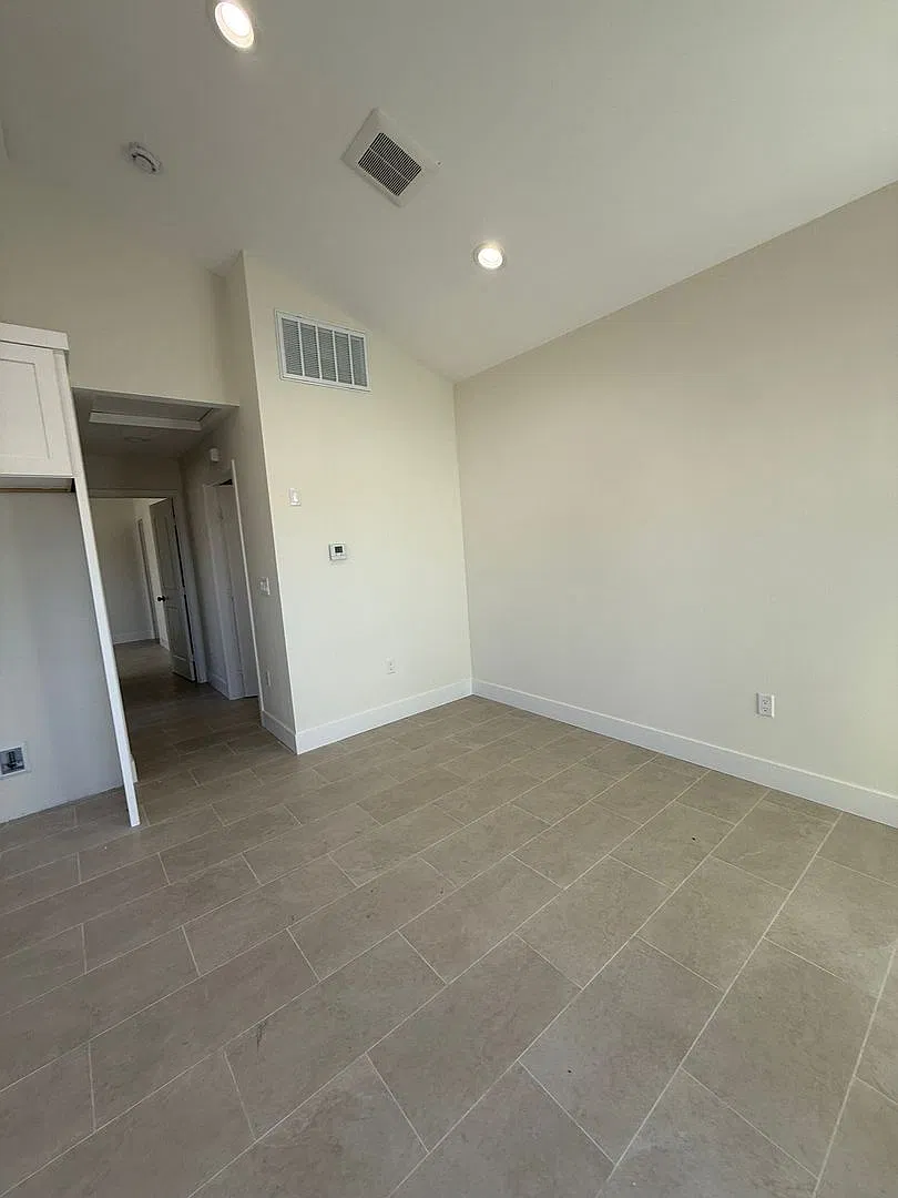 Property Fulmer Dr. — Photo 3