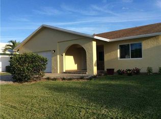 406 SE 4th St, Dania Beach, FL 33004