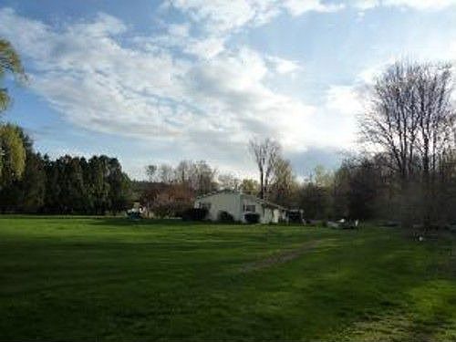 2nd image of 98 Freidlander Dr
