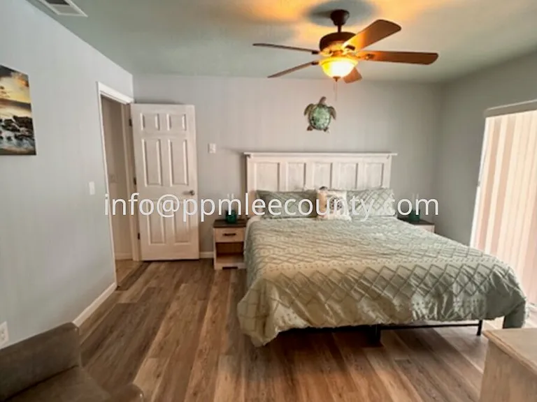922 SE 25th Ln — Photo 13