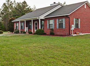 433 Buchanan Landing Dr, Folkston, GA 31537