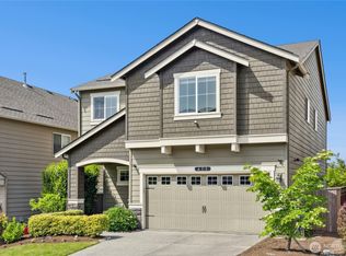 425 203rd St SW, Lynnwood, WA