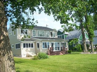 3828 S Memorial Shoreway Dr, Lakeside Marblehead, OH 43440