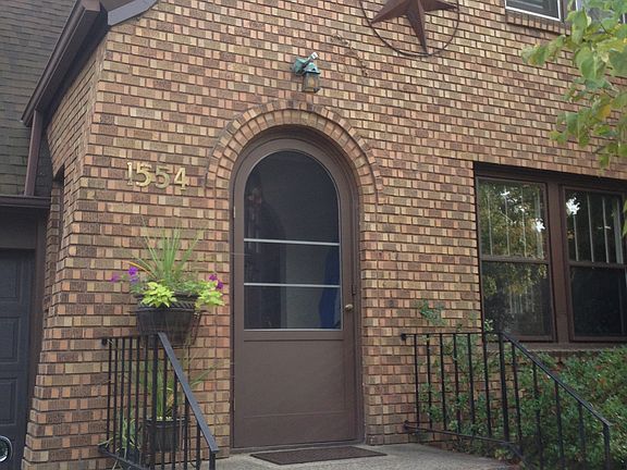 3rd image of 1554 Alexander St SE