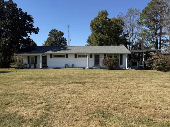 170 Edwards Ct, Mc Ewen, TN 37101