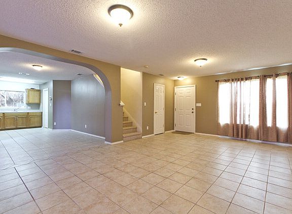 3rd image of 301 San Marcos Ave