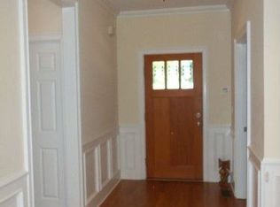 214 Continental Ave, Colonia, NJ