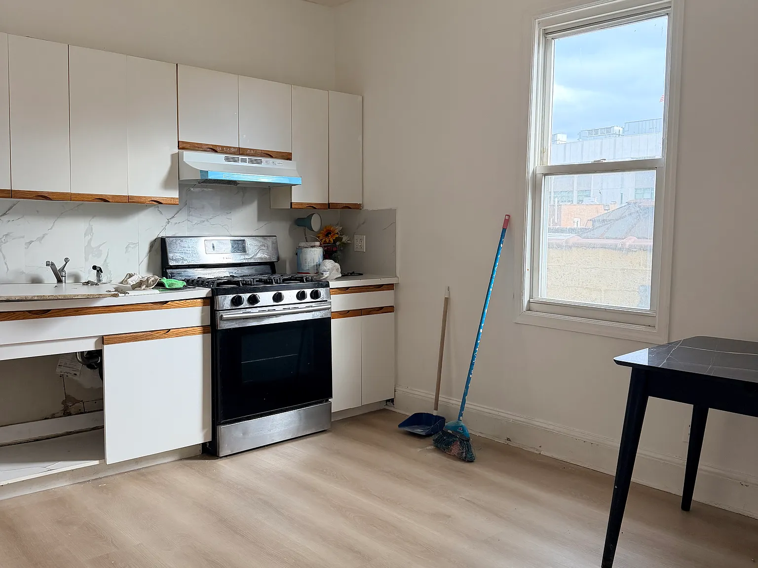 2 bed, $2,500 — Photo 1