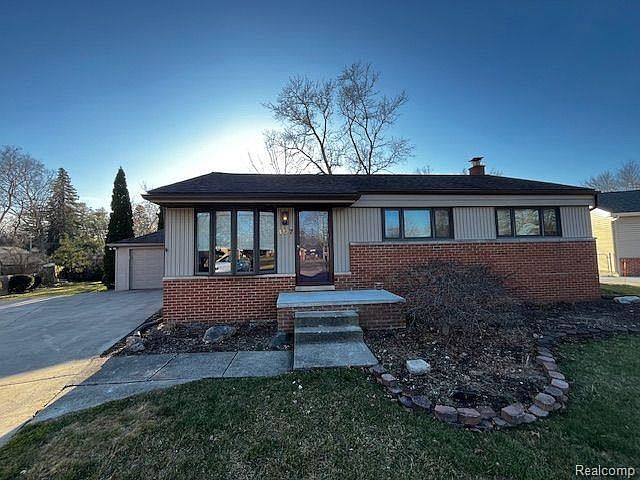 1st image of 4127 Silver Birch Dr