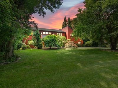 2 Daniella Court, Mahopac, NY, 10541