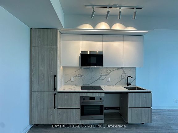 2nd image of 699 Sheppard Ave E #603