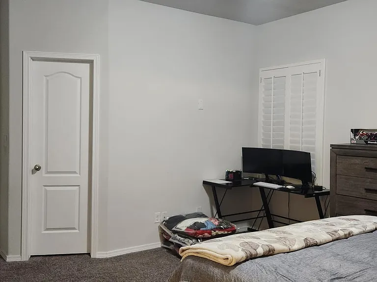 12257 Desert Snow Ct — Photo 18