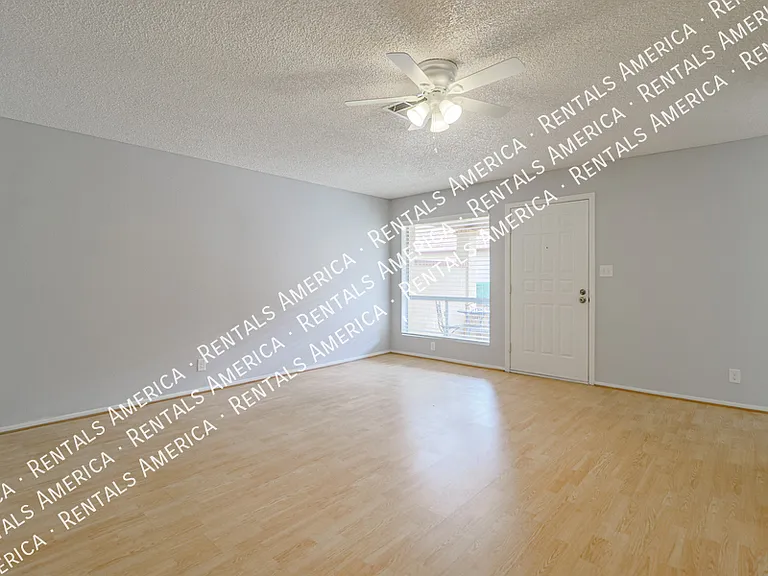 195 N Cottonwood St #5 — Photo 8
