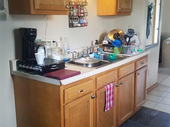 3rd image of 44 Belmont St