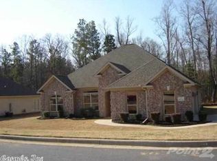 6817 Springtree Ln, Little Rock, AR 72209