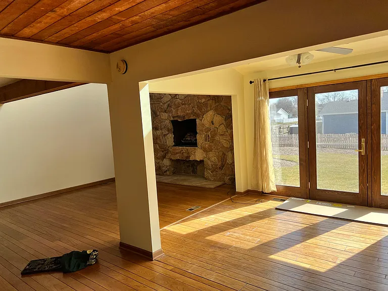 1858 Princeton Cir — Photo 10