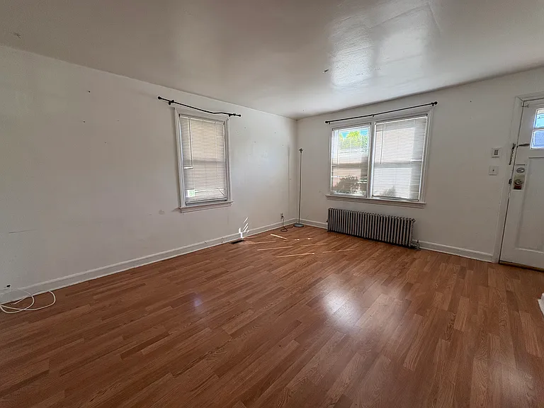 1115 Sheridan Ave #D — Photo 3