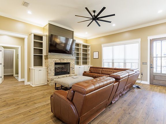 3rd image of 3778 Bear Lake Rd