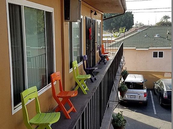 5th image of 13501 Inglewood Ave APT 7
