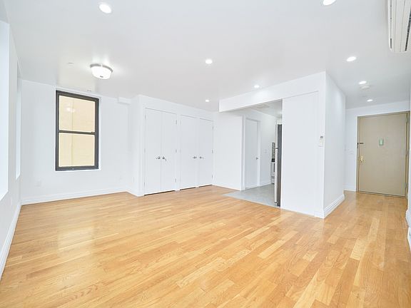 3rd image of 419 E 117th St APT 4A